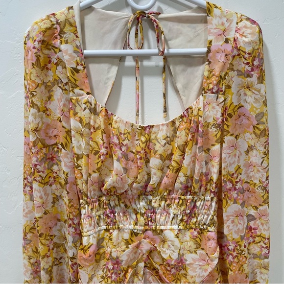 ASTR The Label Women's Small Dress Smoked Waist Ruched Yellow Peach Floral - Picture 7 of 16